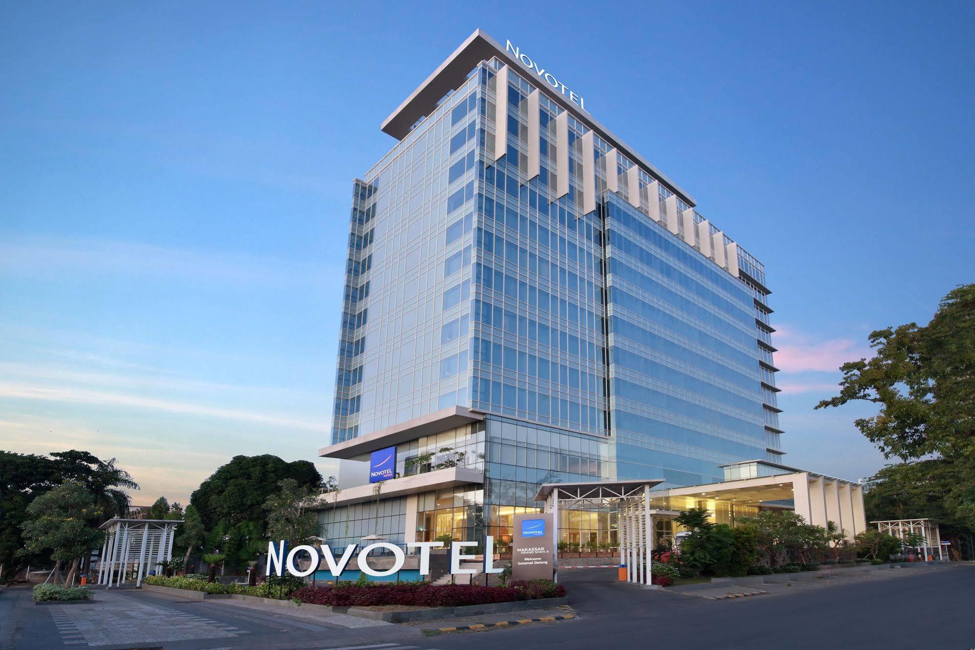 Novotel Makassar Grand Shayla Exterior foto